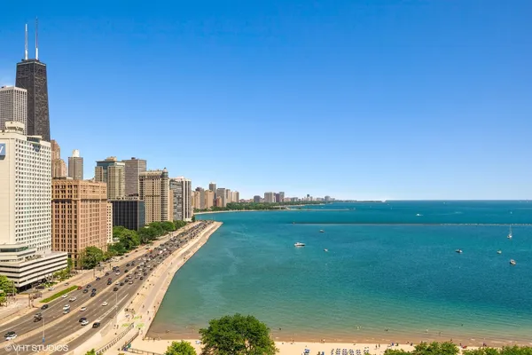 $3,500 | 505 North Lake Shore Drive, Unit 1704, Chicago, IL 60611