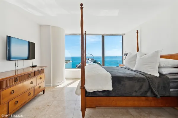$3,500 | 505 North Lake Shore Drive, Unit 1704, Chicago, IL 60611