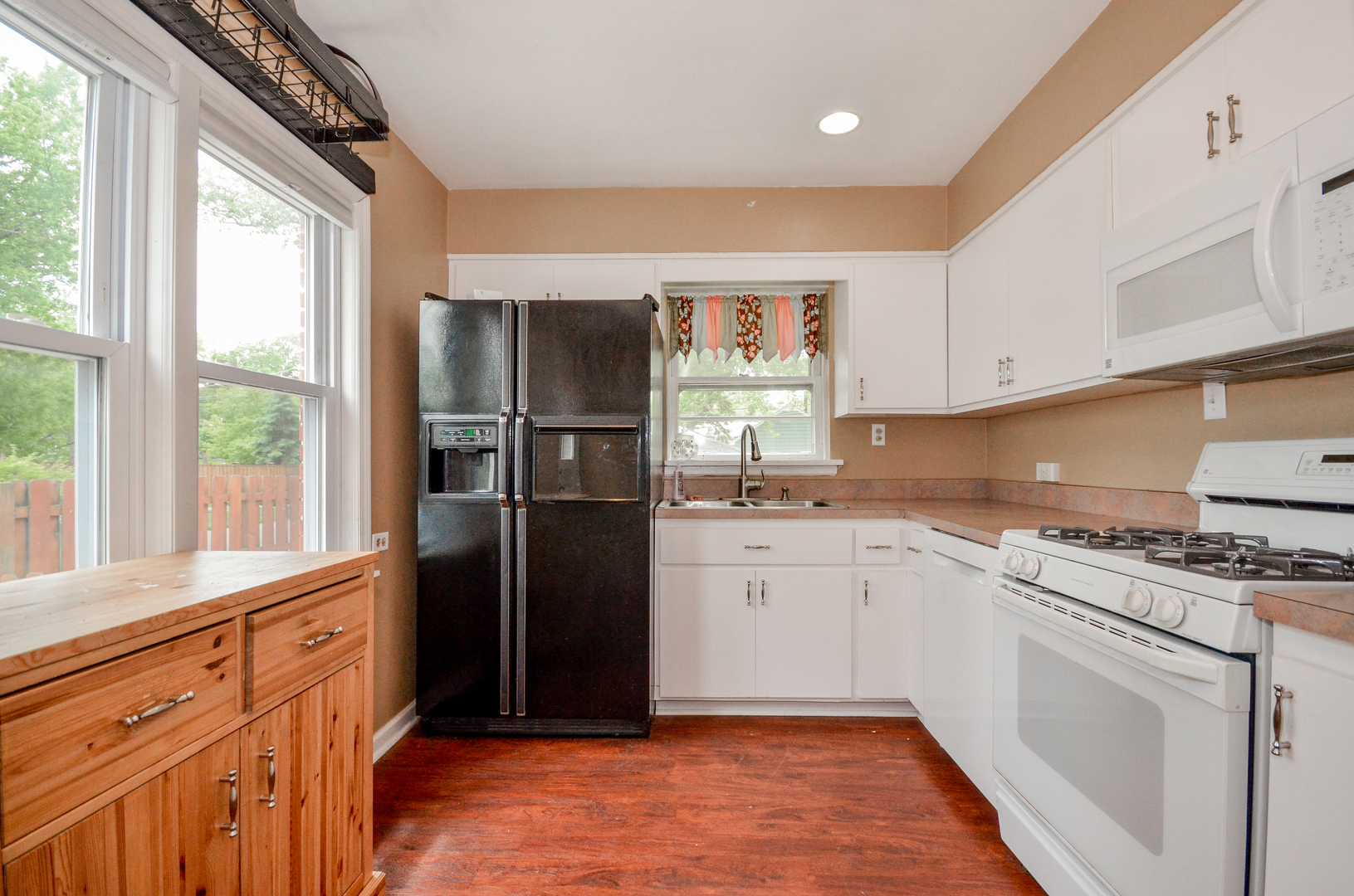 812 Highland Avenue Glen Ellyn, IL 60137 - Photo 4 of 13