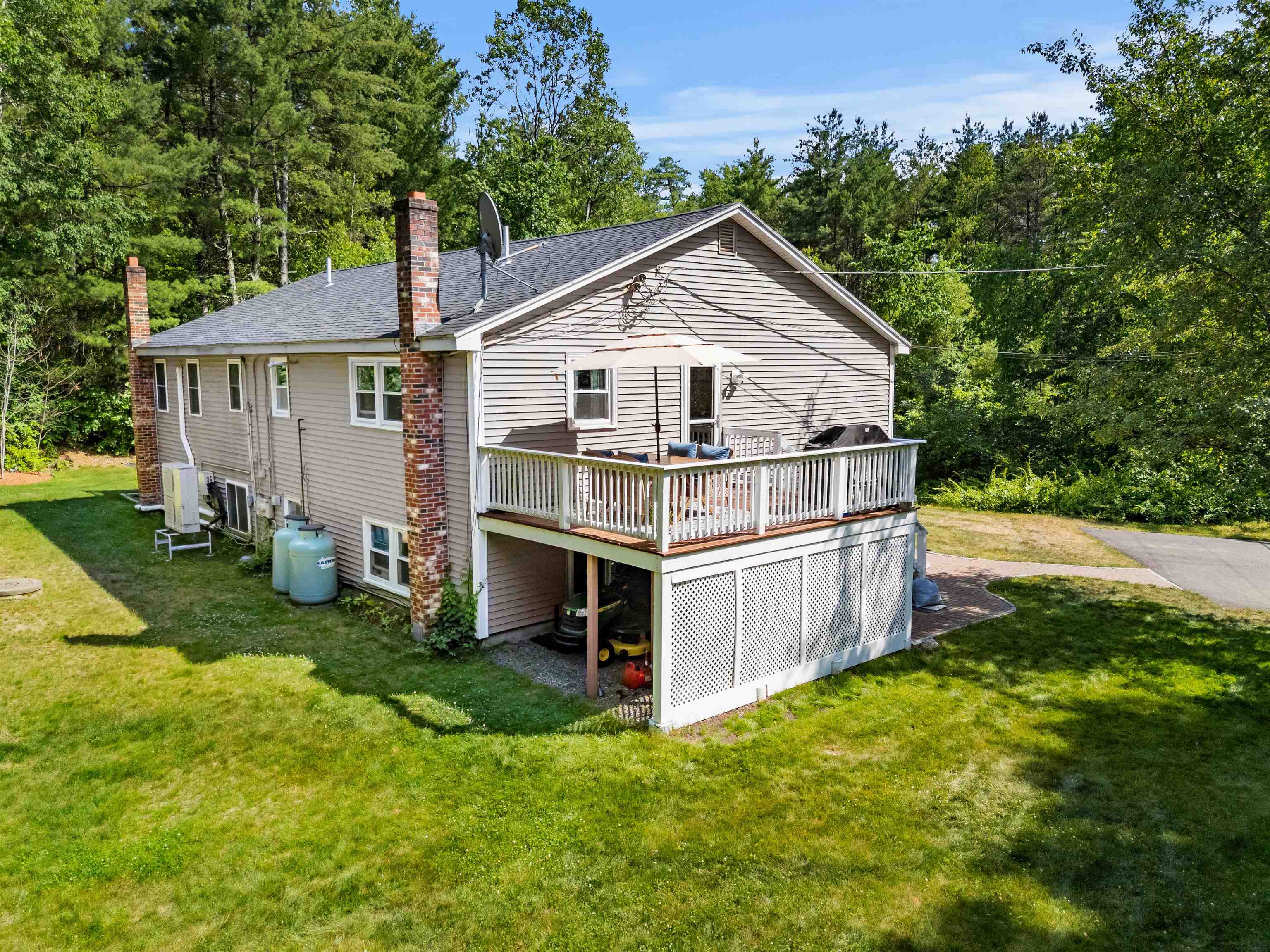 34 Tallant Road Pelham, NH 03076 - Photo 36 of 57