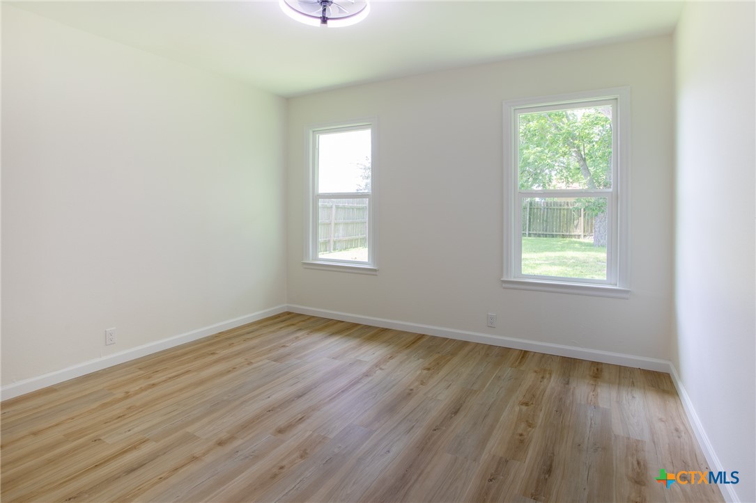 3607 Avondale Street Victoria, TX 77901 - Photo 18 of 21