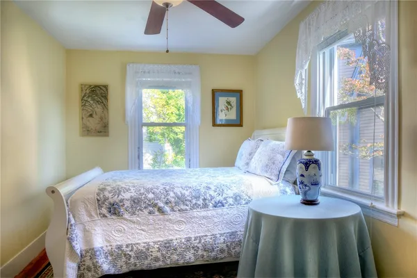 $1,275,000 | 98 John Street, Newport, RI 02840
