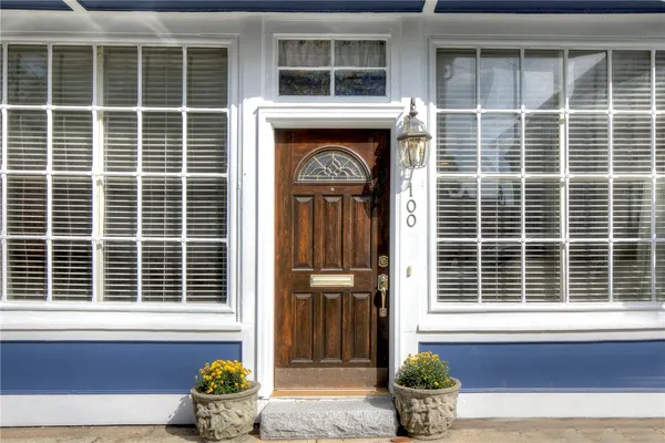 $1,275,000 | 98 John Street, Newport, RI 02840