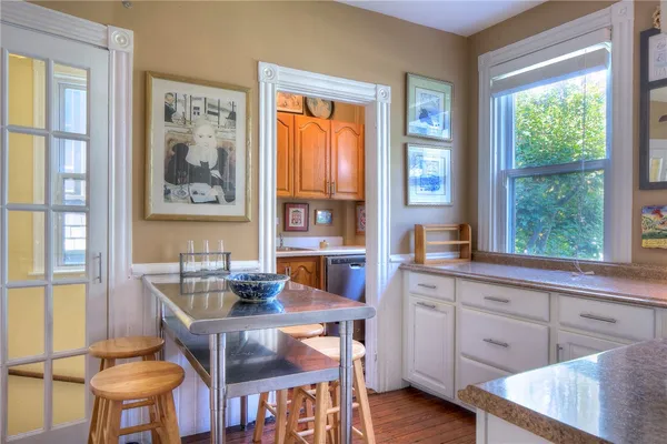 $1,275,000 | 98 John Street, Newport, RI 02840