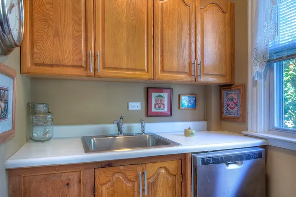 $1,275,000 | 98 John Street, Newport, RI 02840