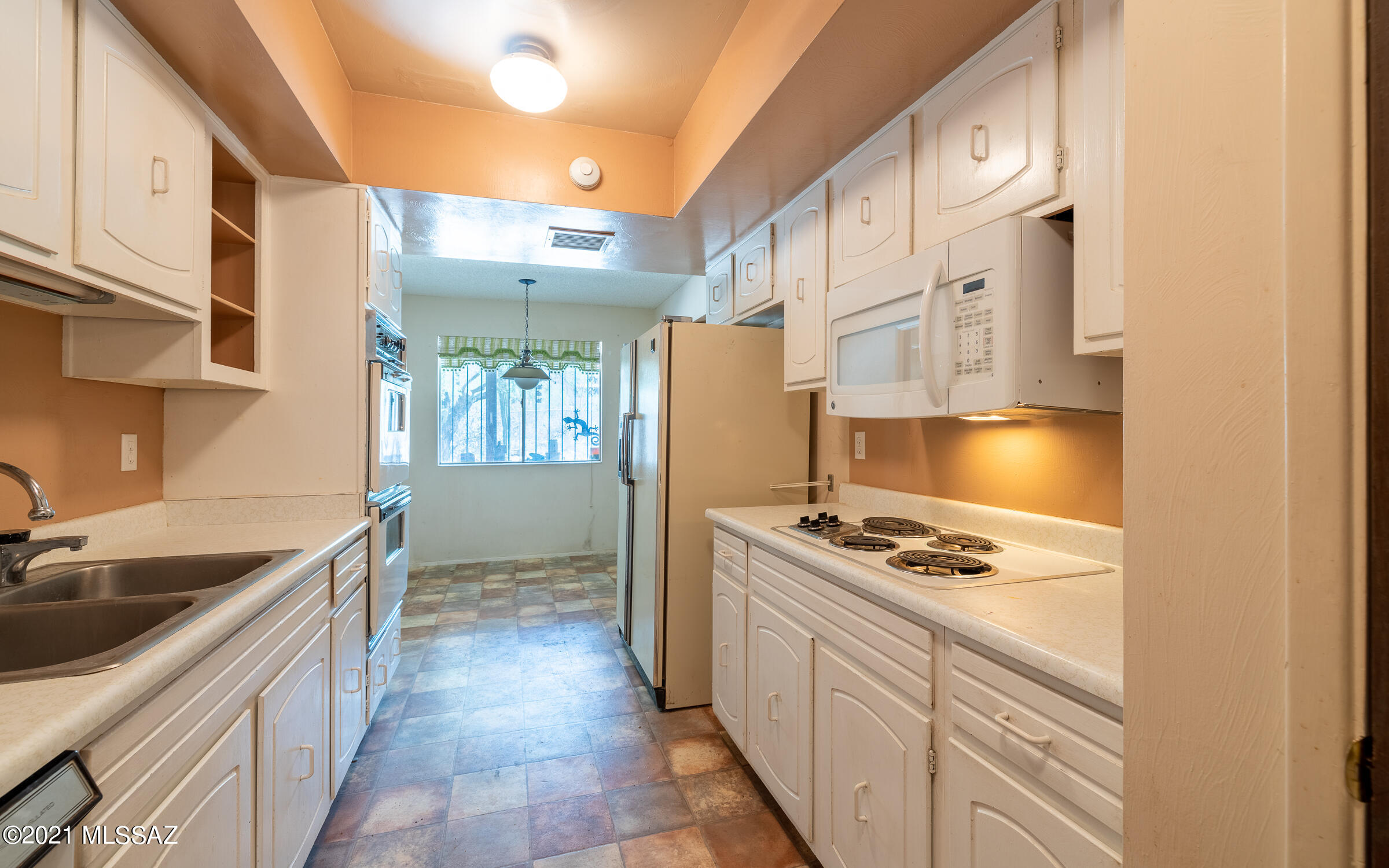 9465 East Ravine Trail Tucson, AZ 85749 - Photo 13 of 45 Gallery Image 13