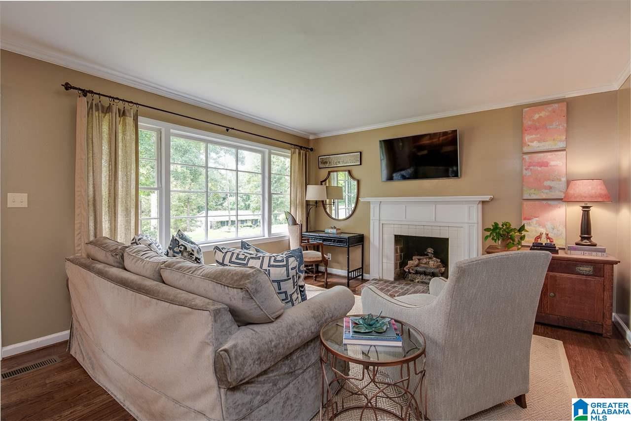 644 Ridge Top Circle Birmingham, AL 35206 - Photo 4 of 38