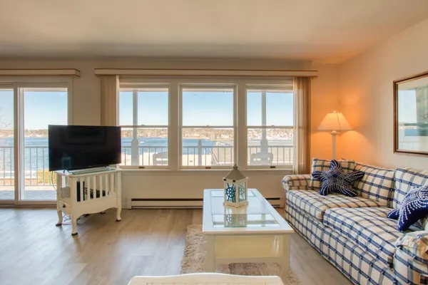 $560,000 | 133 Atlantic Avenue, Unit 81A, Boothbay Harbor, ME 04538