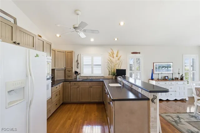 $1,100,000 | 16368 Estuary Court, Bokeelia, FL 33922