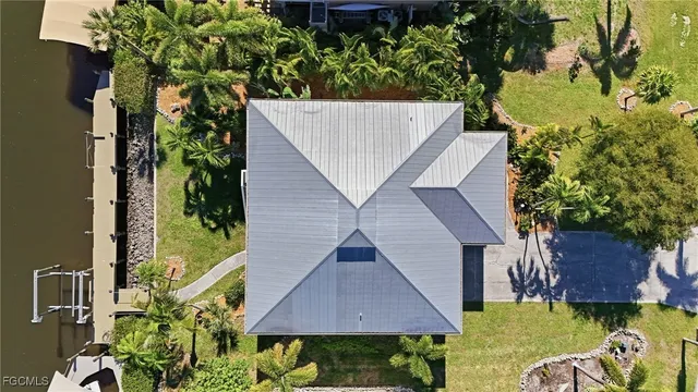 $1,100,000 | 16368 Estuary Court, Bokeelia, FL 33922