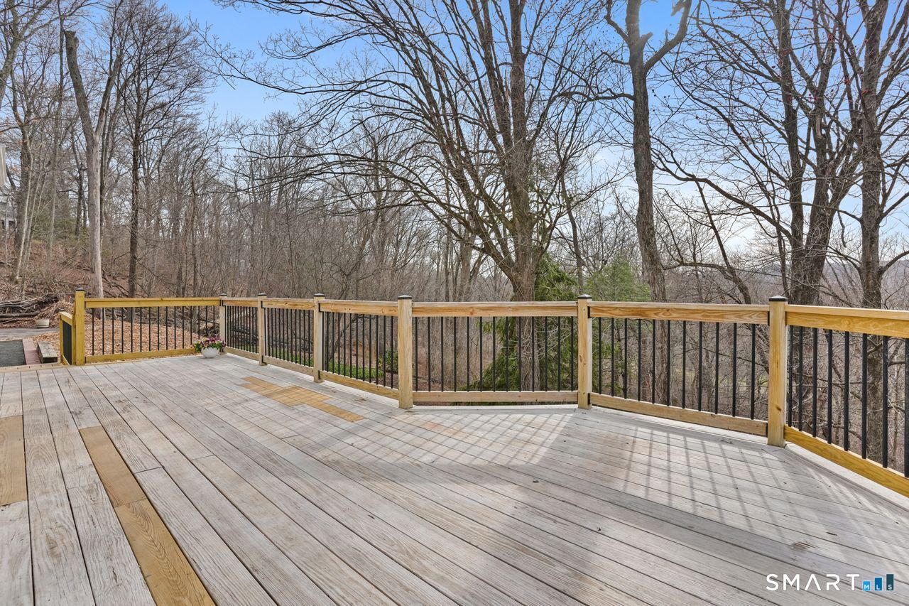 202 Hogan Road Hamden, CT 06518 - Photo 19 of 40