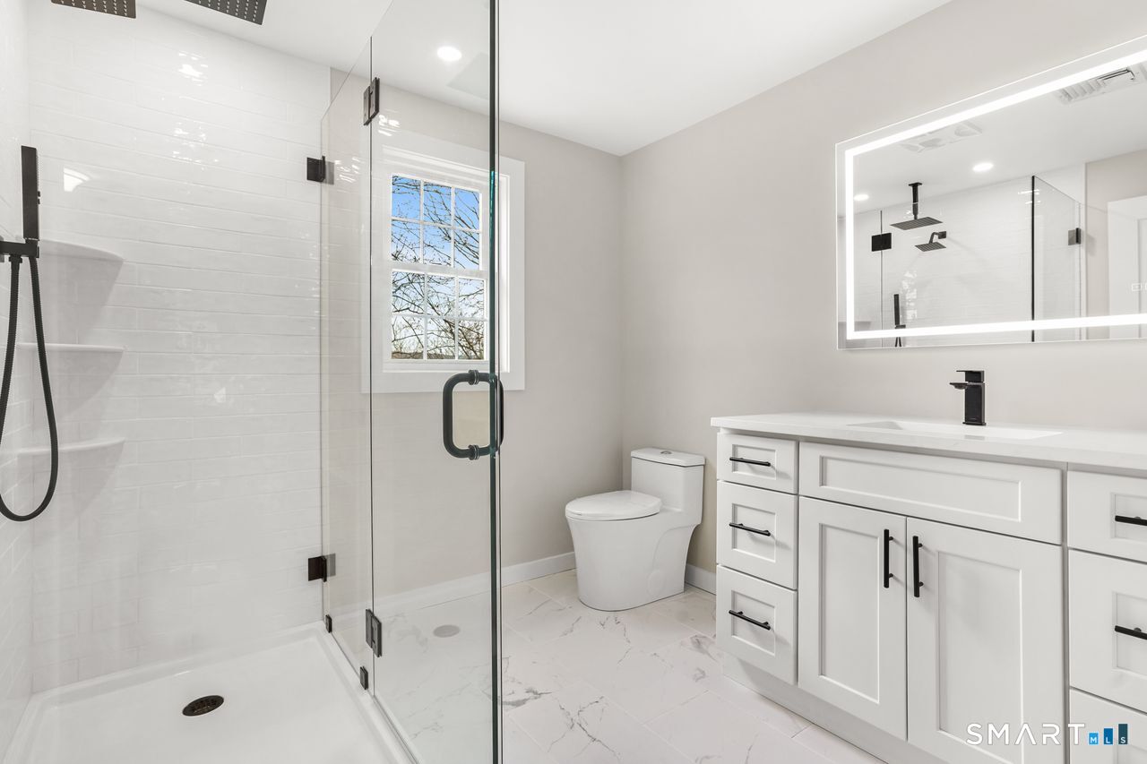 202 Hogan Road Hamden, CT 06518 - Photo 27 of 40