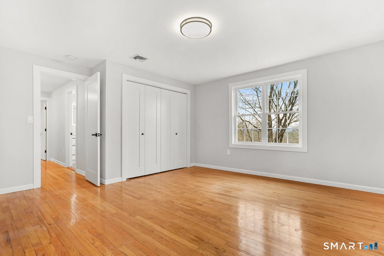 202 Hogan Road Hamden, CT 06518 - Photo 34 of 40