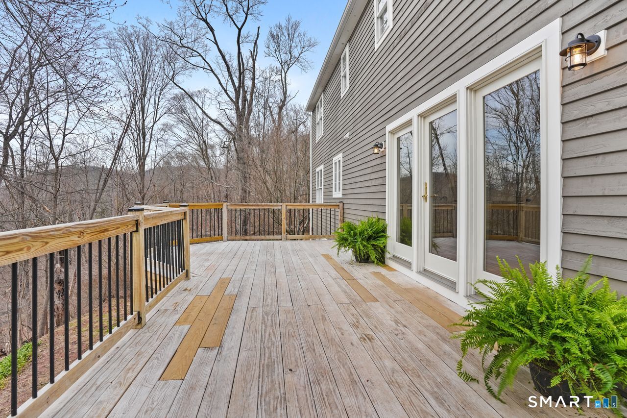 202 Hogan Road Hamden, CT 06518 - Photo 38 of 40