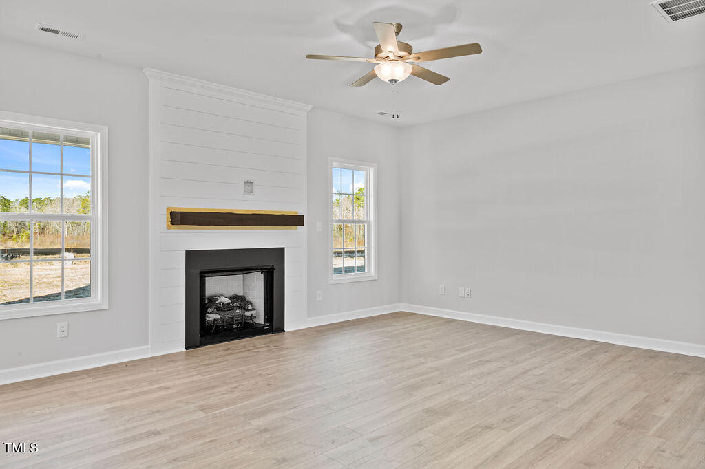 213 Godwin Gate Street Linden, NC 28356 - Photo 10 of 24 3-11