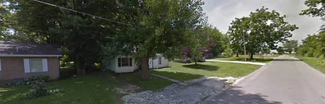 $24,900 | 927 West Perry Street, Pittsfield, IL 62363