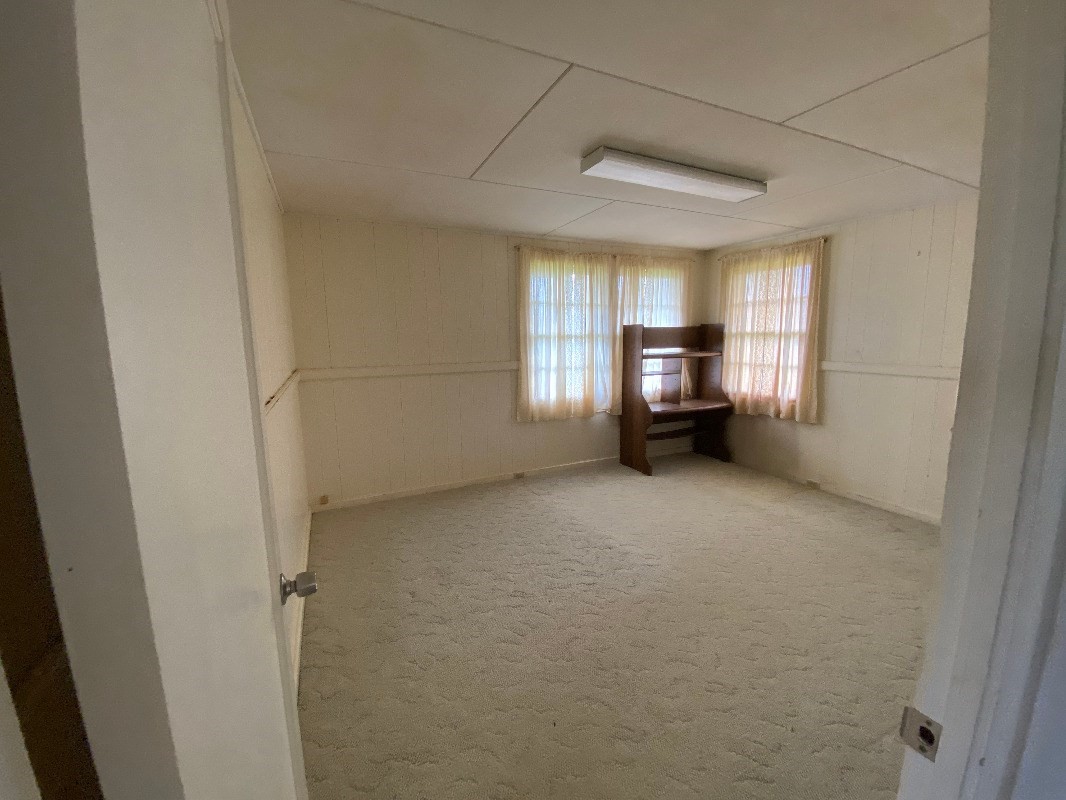 17-324 Volcano Road Kurtistown, HI 96749 - Photo 16 of 30 a view of empty room with a windows