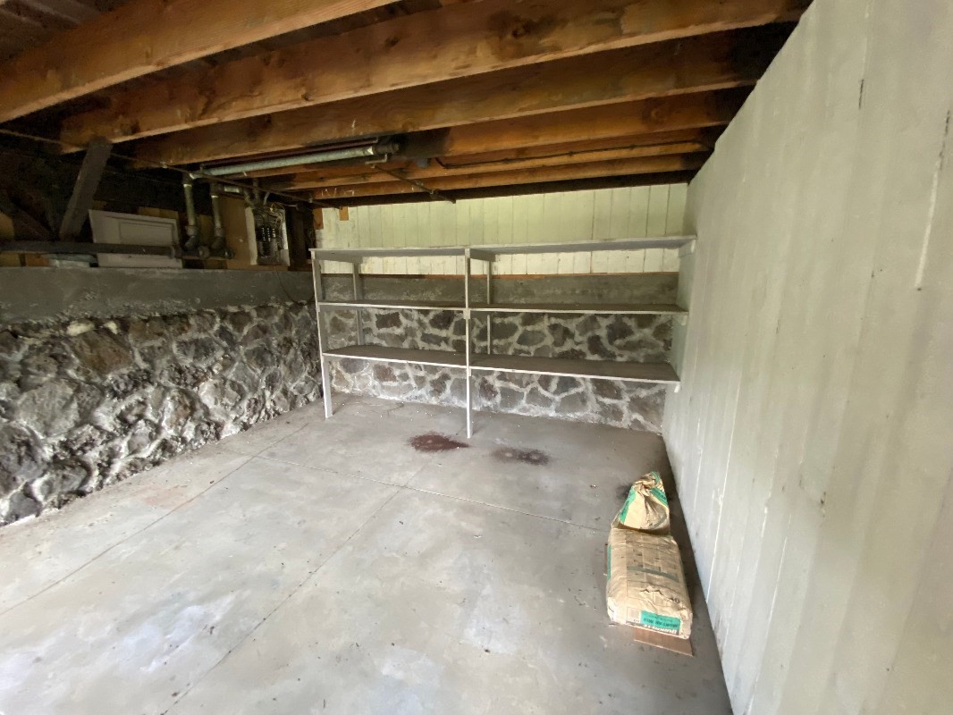 17-324 Volcano Road Kurtistown, HI 96749 - Photo 28 of 30 a view of a room with wooden walls