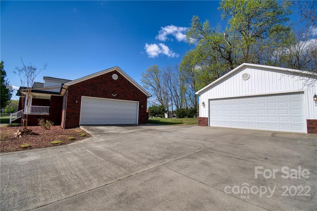 4530 Cook Road Rockwell, NC 28138 - Photo 3 of 32 Gallery Image 3
