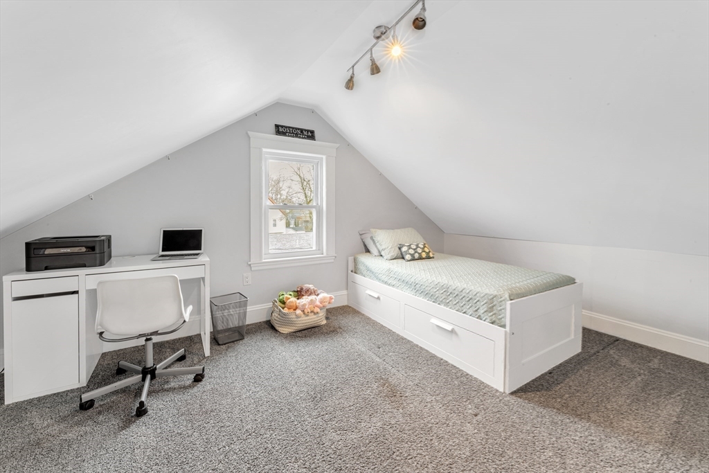 18 Hemlock Road Boston, MA 02132 - Photo 23 of 27