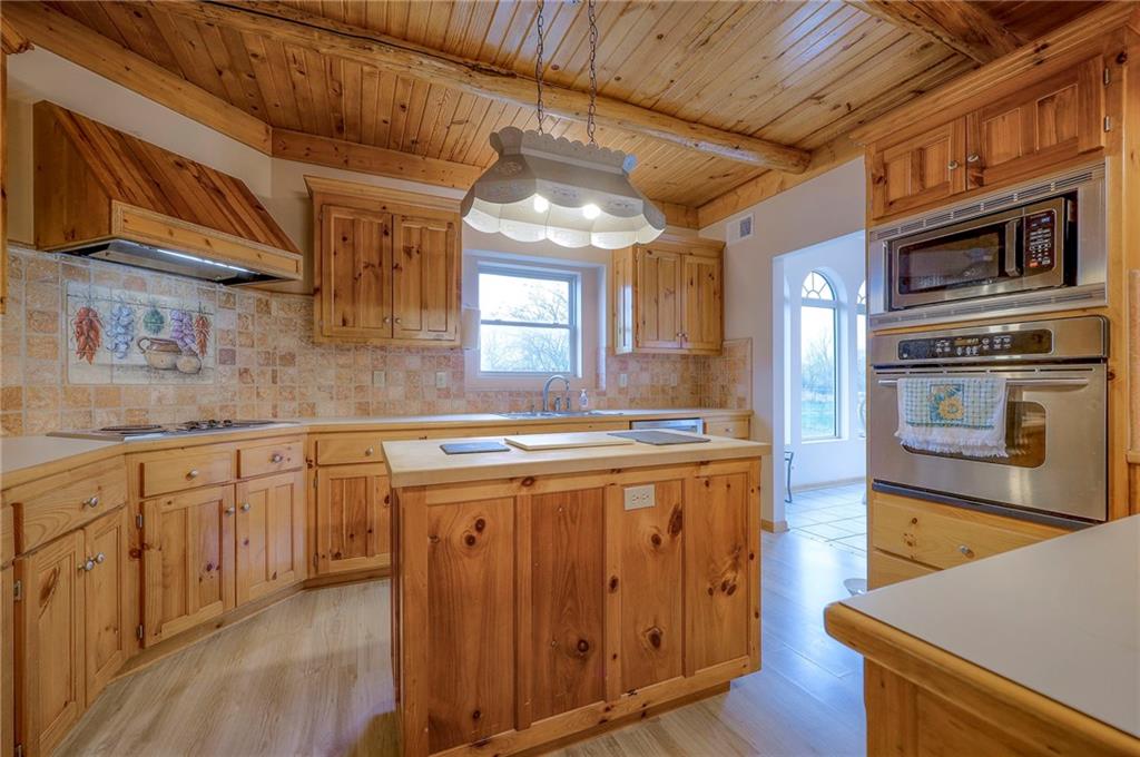 33270 Switzer Road Paola, KS 66071 - Photo 21 of 49