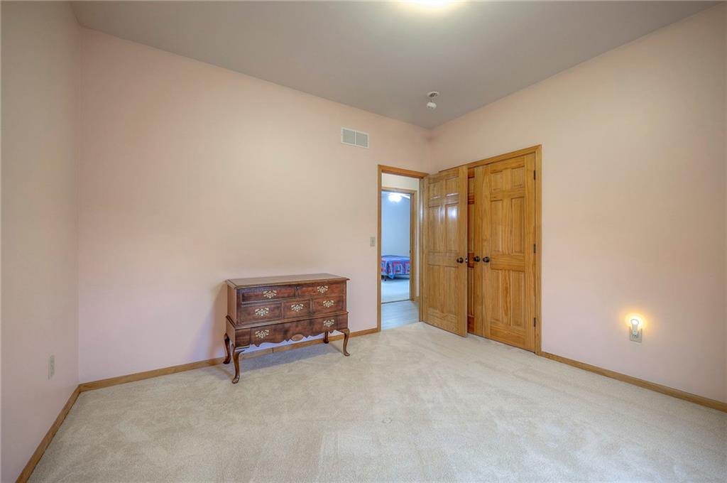 33270 Switzer Road Paola, KS 66071 - Photo 33 of 49