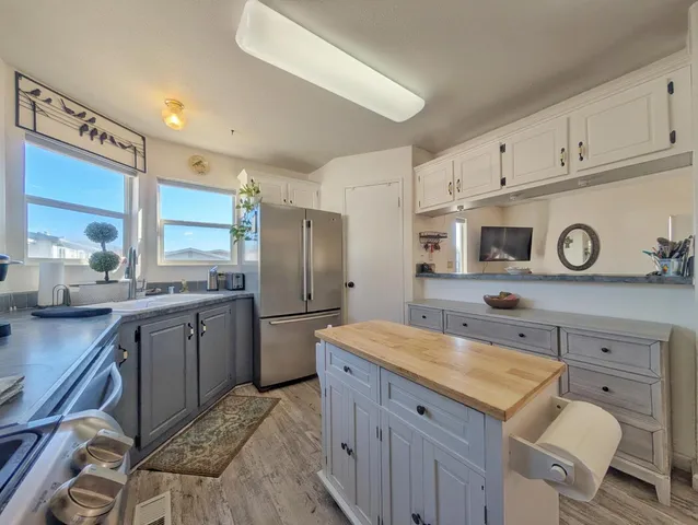 $319,900 | 5829 West Park Drive, Ione, CA 95640