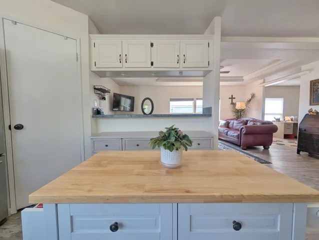 $319,900 | 5829 West Park Drive, Ione, CA 95640