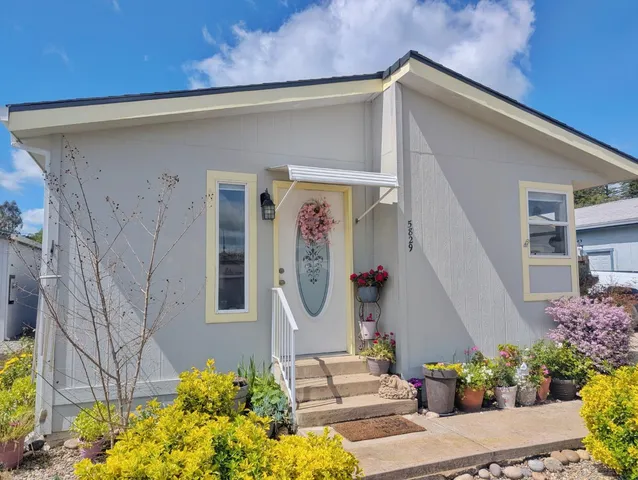 $319,900 | 5829 West Park Drive, Ione, CA 95640