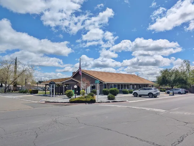 $319,900 | 5829 West Park Drive, Ione, CA 95640