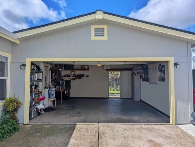 $319,900 | 5829 West Park Drive, Ione, CA 95640