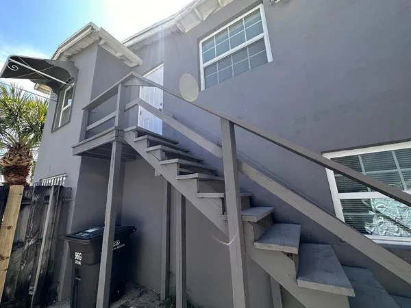 $1,375 | 2005 Broward Avenue, Unit 2, West Palm Beach, FL 33407
