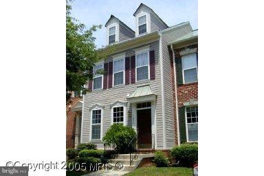 1256 Vintage Place Reston, VA 20194 - Photo 1 of 16 Exterior (Main)