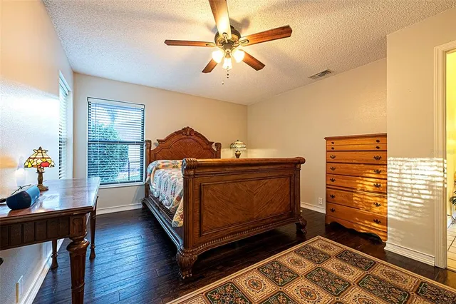 $800,000 | 450 Waterford Circle East, Tarpon Springs, FL 34688