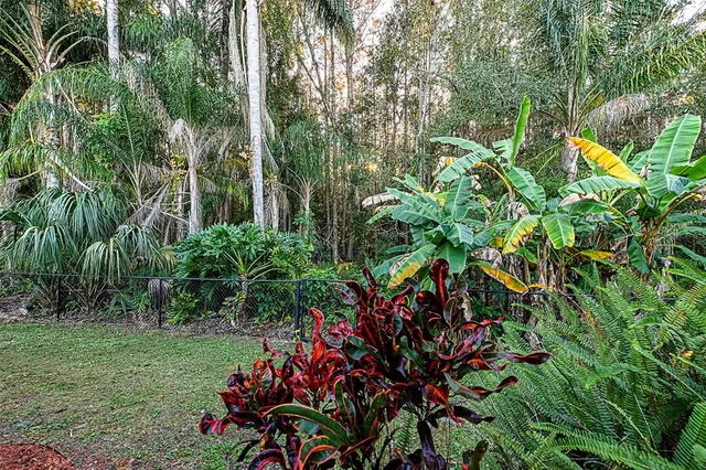 $800,000 | 450 Waterford Circle East, Tarpon Springs, FL 34688