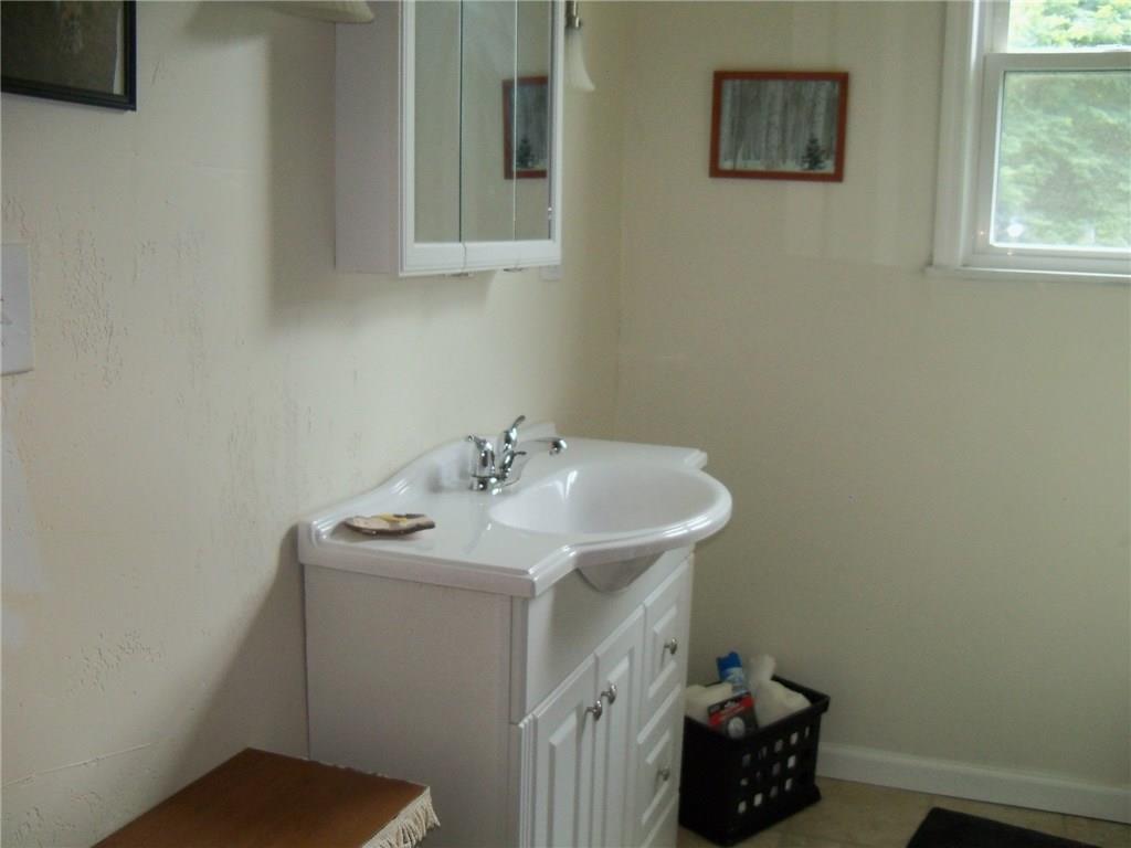 331 Riverview Street McKees Rocks, PA 15136 - Photo 9 of 16 Gallery Image 9