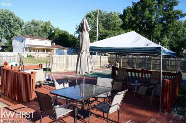 5206 East Carpenter Road Flint, MI 48506 - Photo 55 of 62 21195354-54.JPG