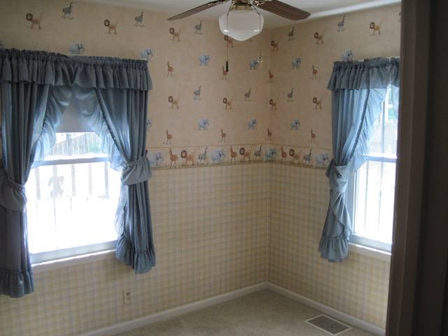 200 West Barrington Road Peoria, IL 61614 - Photo 6 of 15 Gallery Image 6