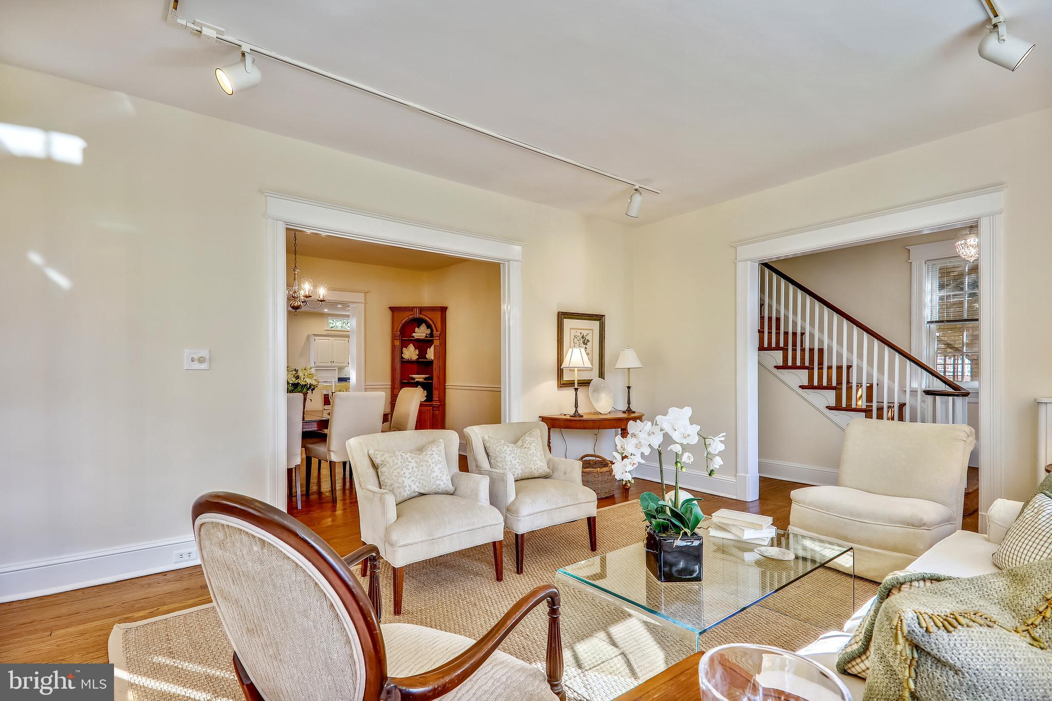 6111 Broad Branch Road Northwest Washington, DC 20015 - Photo 10 of 46 Living Room