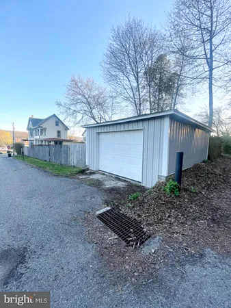 $175,000 | 1947 East Grand Avenue, Tower City, PA 17980
