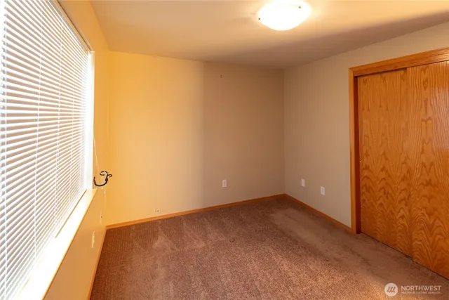 $350,500 | 407 North 75th Avenue, Yakima, WA 98908