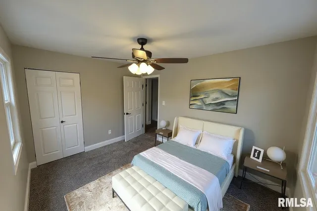 $179,900 | 9 Bryant Lane, Springfield, IL 62702