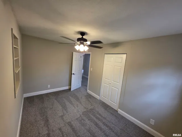 $179,900 | 9 Bryant Lane, Springfield, IL 62702