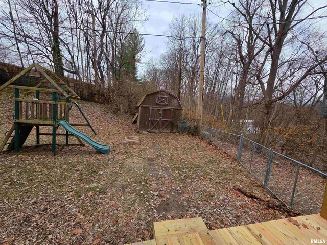 $179,900 | 9 Bryant Lane, Springfield, IL 62702