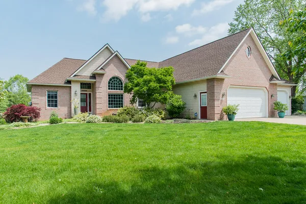 $664,900 | 26340 Trestle Creek Avenue, Mattawan, MI 49071