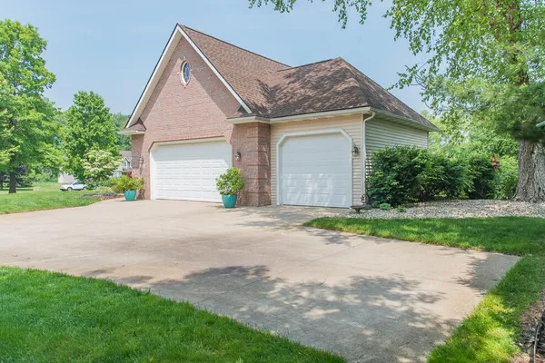 $664,900 | 26340 Trestle Creek Avenue, Mattawan, MI 49071