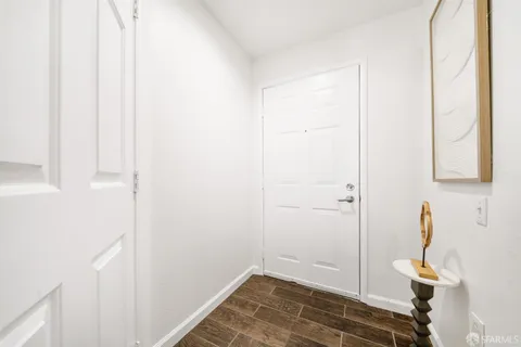 $359,000 | 280 Caldecott Lane, Unit 321, Oakland, CA 94618