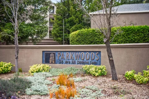 $359,000 | 280 Caldecott Lane, Unit 321, Oakland, CA 94618