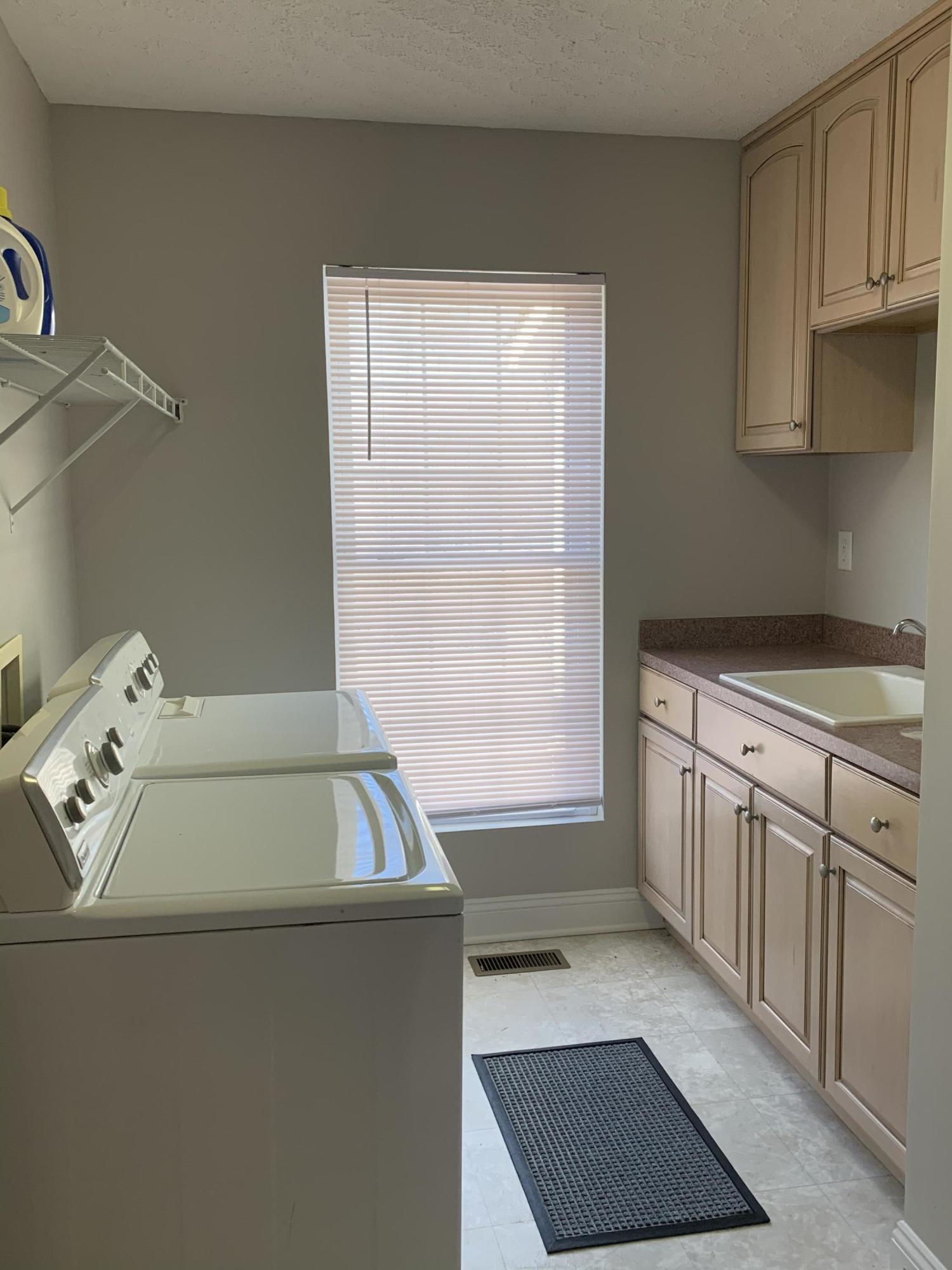 1178 Cutlass Road Moneta, VA 24121 - Photo 17 of 66 708BCF24-1C0E-4F61-B787-47EEE1BA1C1D