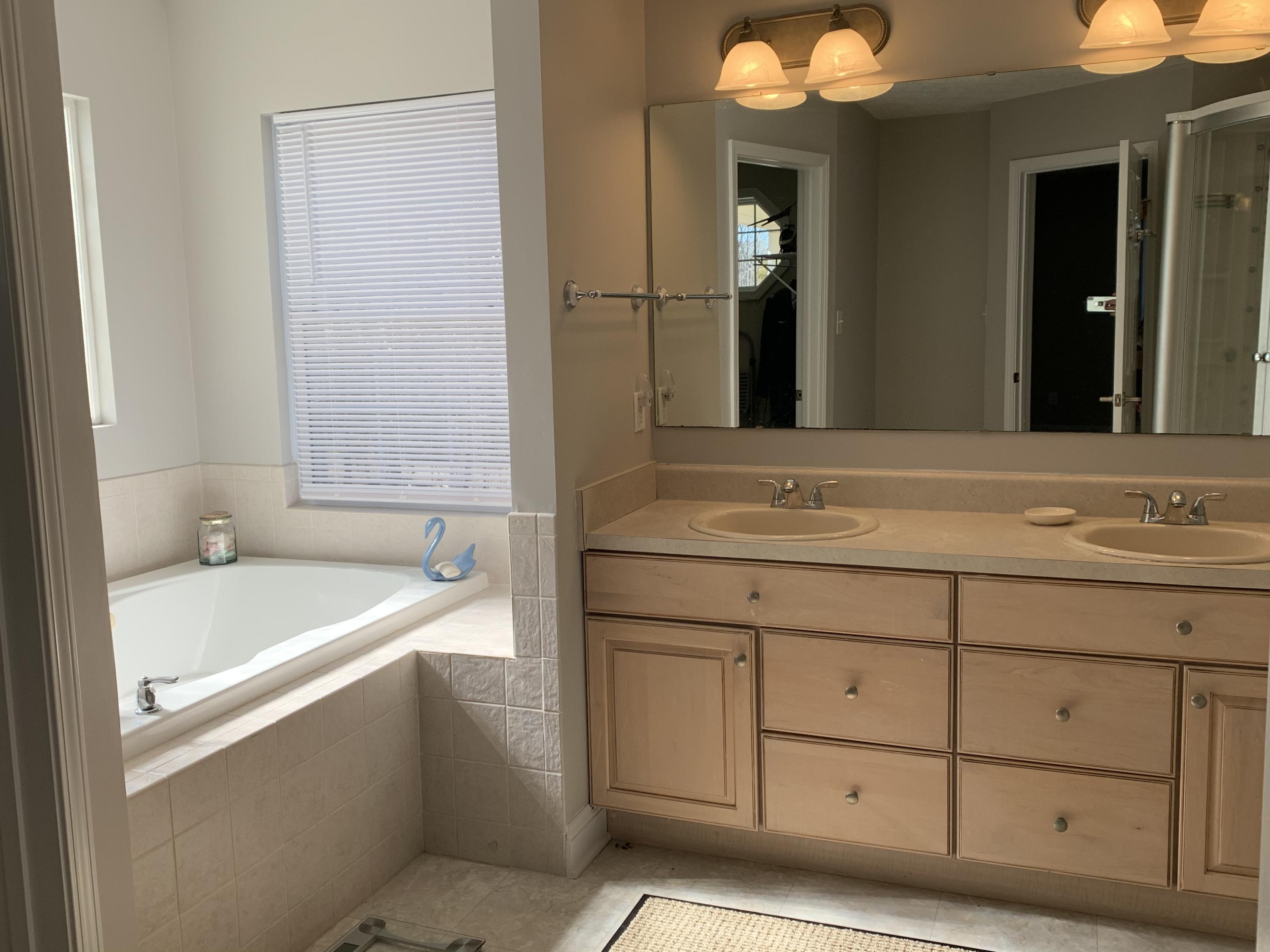 1178 Cutlass Road Moneta, VA 24121 - Photo 20 of 66 5E22F136-4BD0-48E0-83A9-C2DCDFE86D33
